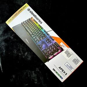 Steelseries Apex 5 Hybrid Mechanical Keyboard (Blue Switches, OLED screen, RGB)